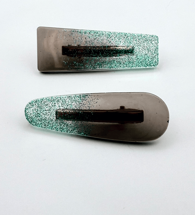 Barrettes en résine 