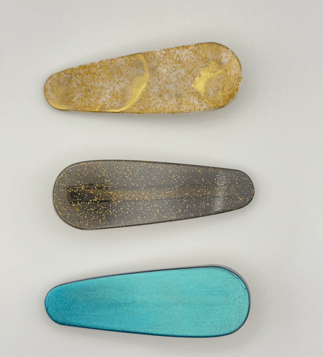 Barrettes en résine 