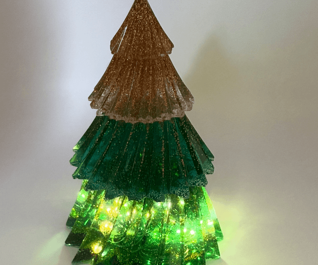 Sapin en résine avec led