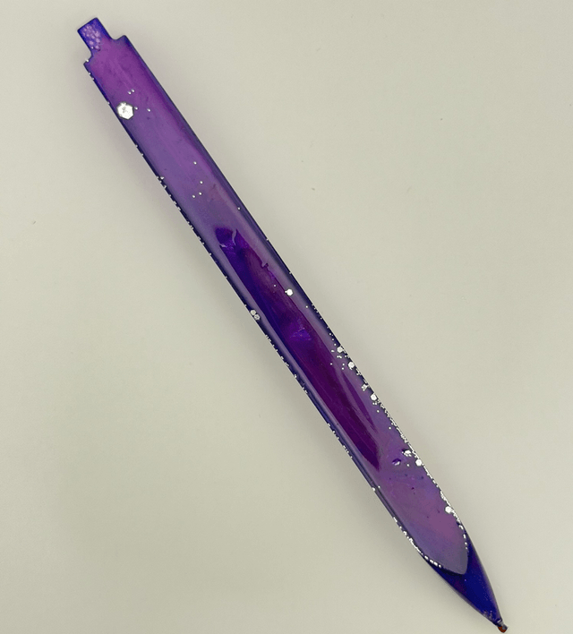 Stylo personnalisable en résine 