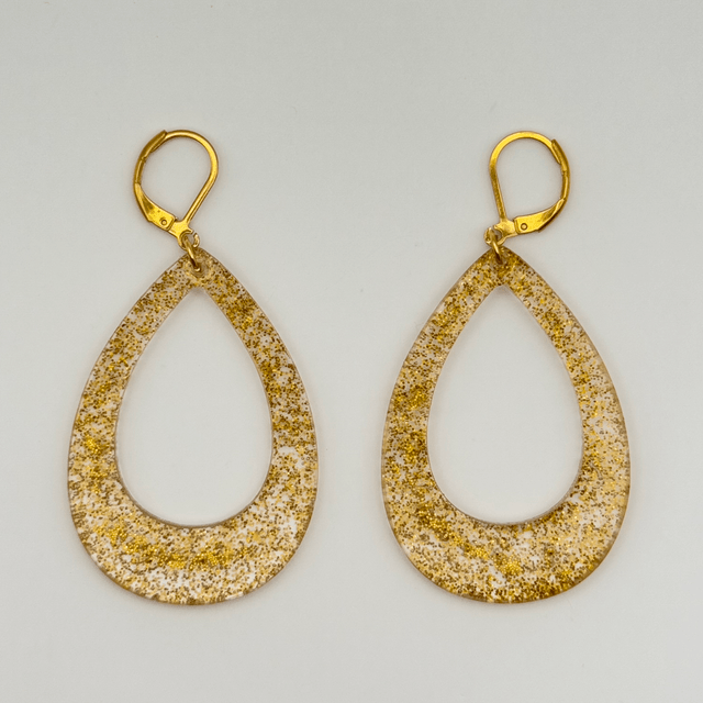 Boucles d’oreilles en résine 