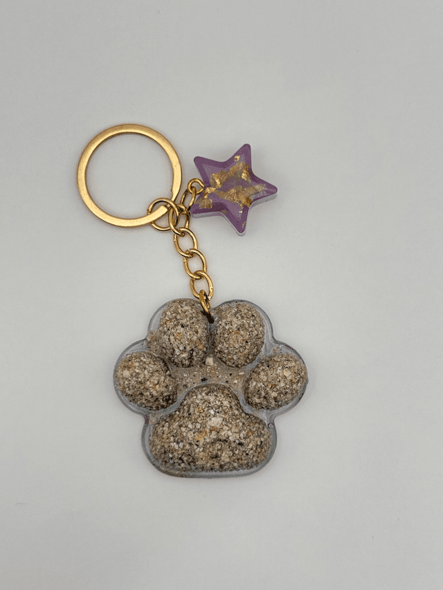 Porte clés souvenir empreinte de patte avec cendres de crémation 